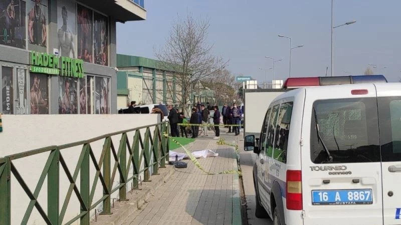 Bursa’da vertigo hastası kadın üçüncü kattan düşerek hayatını kaybetti
