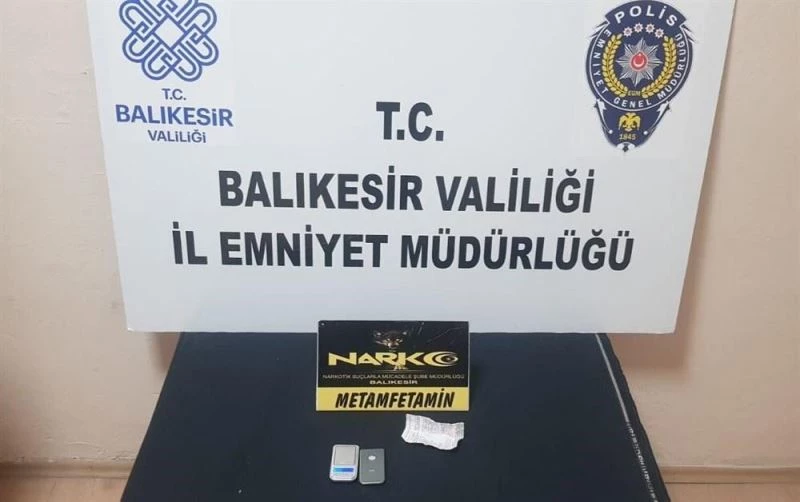 Balıkesir’de 7 uyuşturucu şüphelisine operasyon
