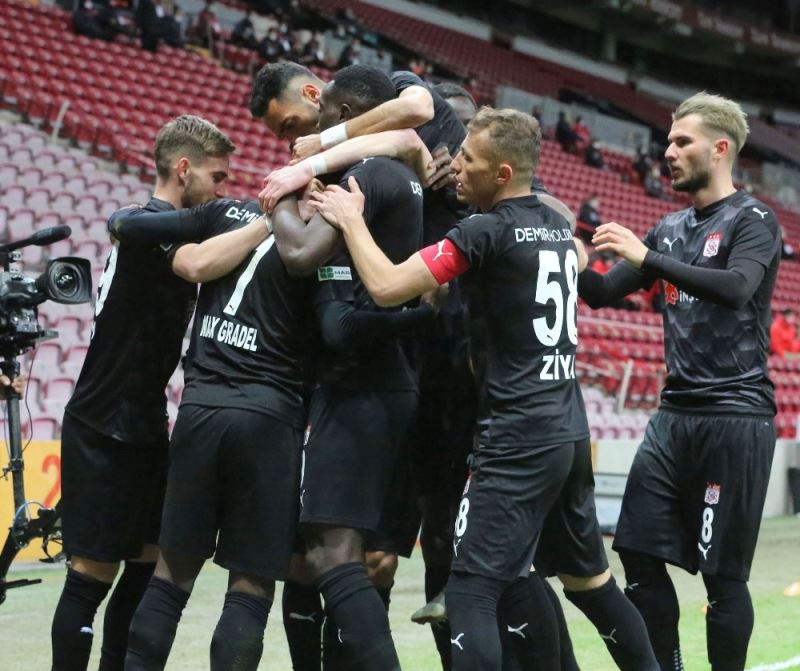 Sivasspor 6 maçtır yenilmiyor
