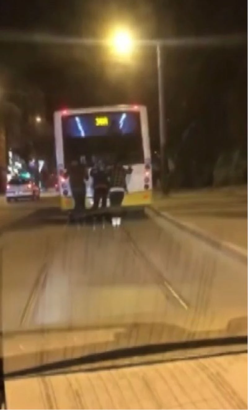 Patenle araç arkasında yolculuk
