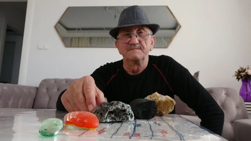 Bulduğu göktaşlarına 150 bin dolar teklif ettiler ama satmadı, 3 milyon lira istiyor
