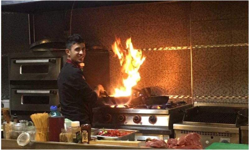 Malazgirt’in otlu peynirinden yapılan pizzaya yoğun ilgi
