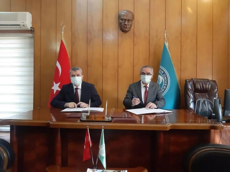 Karesi Milli Eğitim ile Necatibey Fakültesinden eğitim işbirliği
