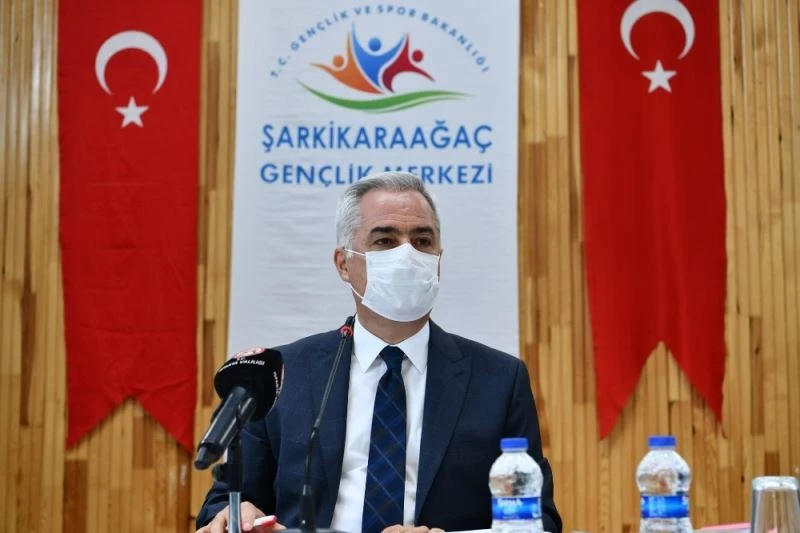 Vali Seymenoğlu: “Kaynaklarımız azalıyor, sularımıza sahip çıkalım”
