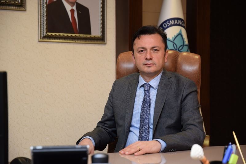 ESOGÜ Rektörü Prof. Dr. Kemal Şenocak, kanserde erken tanının önemine dikkat çekti
