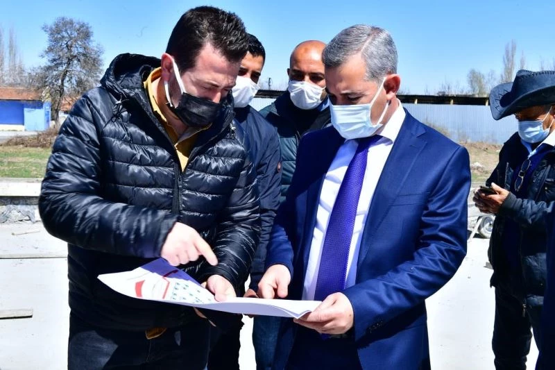 Çınar, Kaynarca’da yatırım alanlarını inceledi
