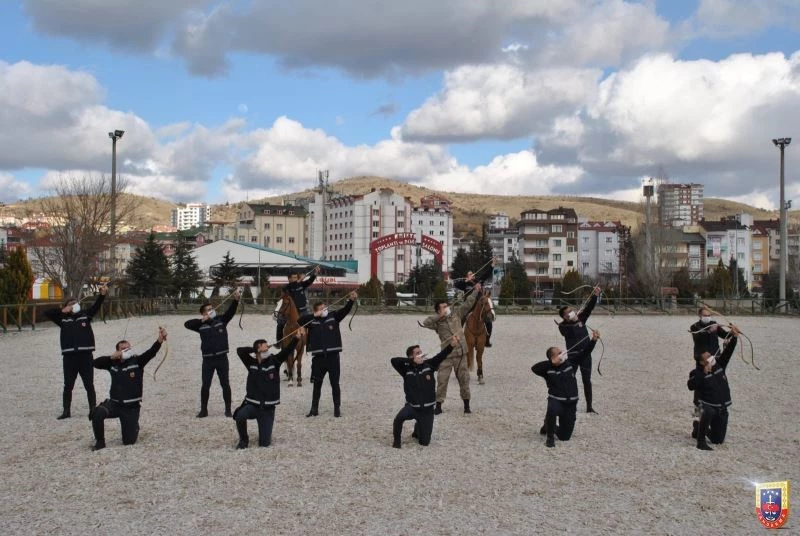 JAKEM’de “Atlı Okçuluk kursu” tamamlandı

