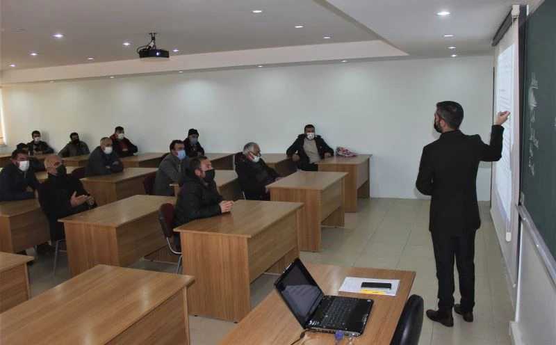 Aylık 5 bin lira maaşla çalıştıracak çoban bulamıyorlar
