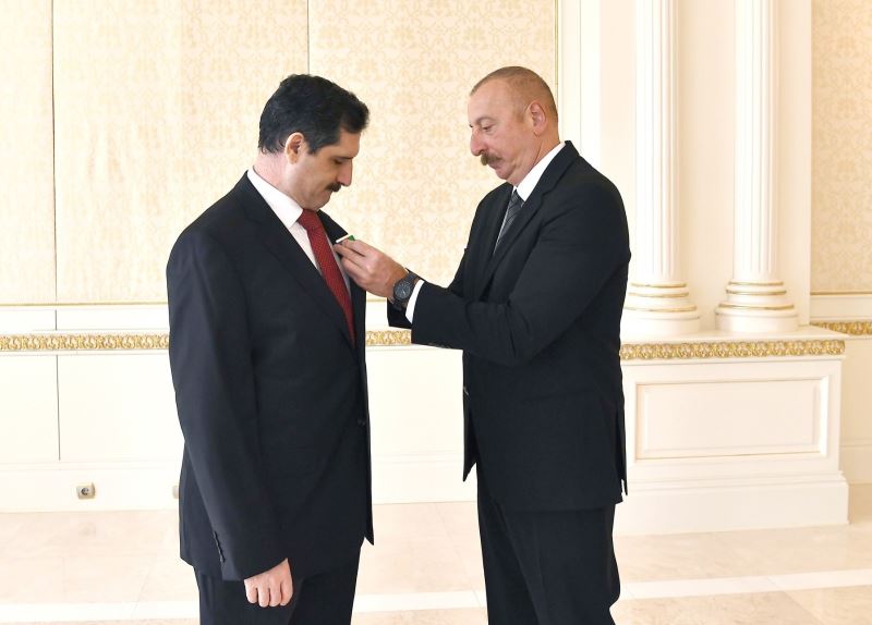 Aliyev’den görev süresi dolan Büyükelçi Erkan Özoral’a Dostluk Nişanı
