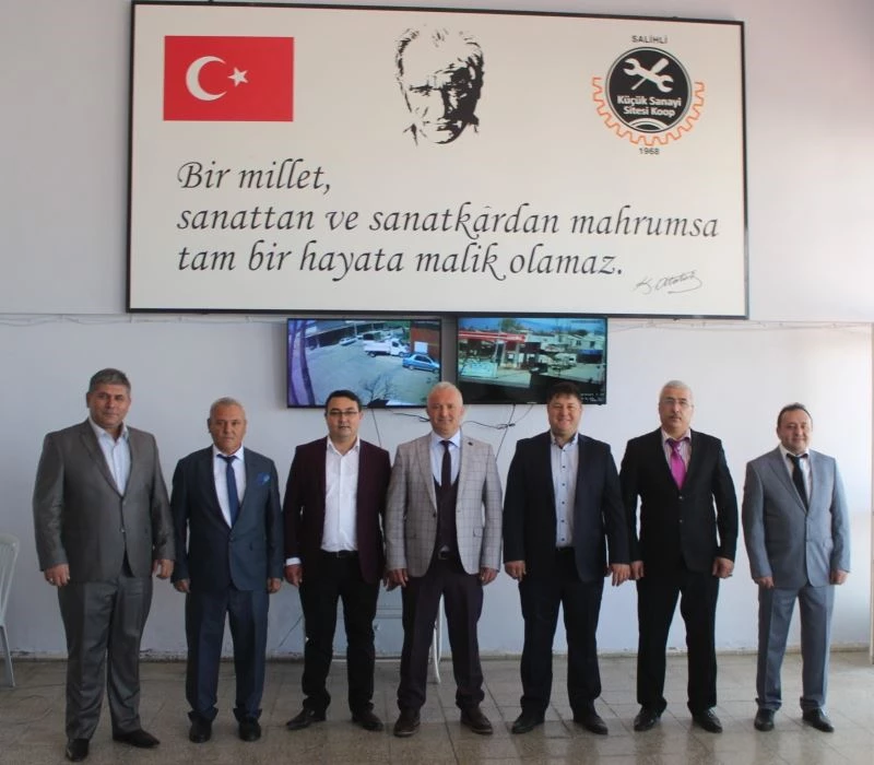 Salihli Sanayi Sitesi Kooperatifinde başkan değişmedi
