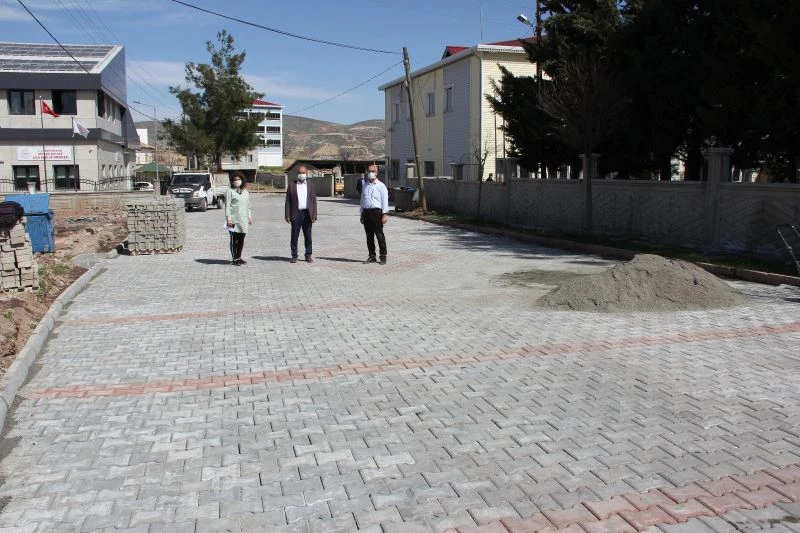 Balkar’a 30 bin metrekare kilitli taş döşendi
