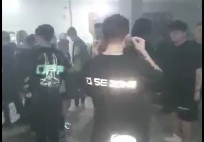 Villada kaçak partiye jandarmadan operasyon
