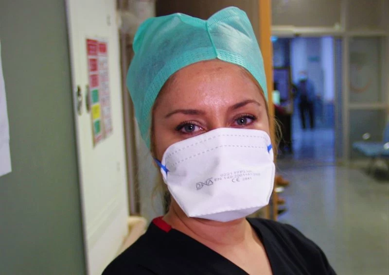 Aylardır sevdiklerini göremeyen hemşire: 