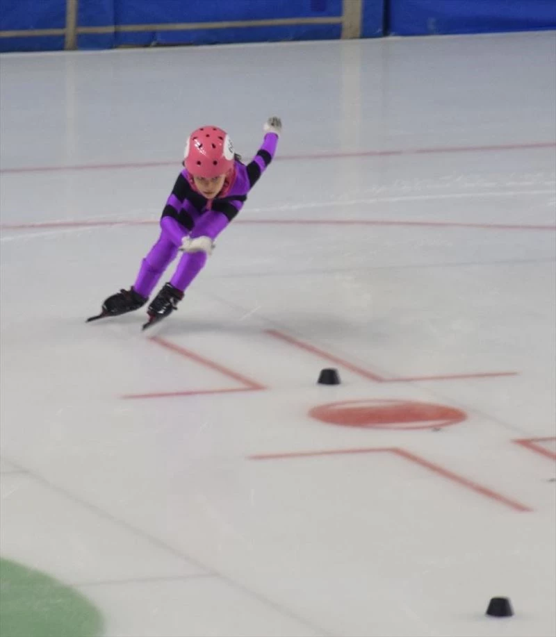Buz pateninde Short Track Federasyon Kupası-4 müsabakaları sona erdi