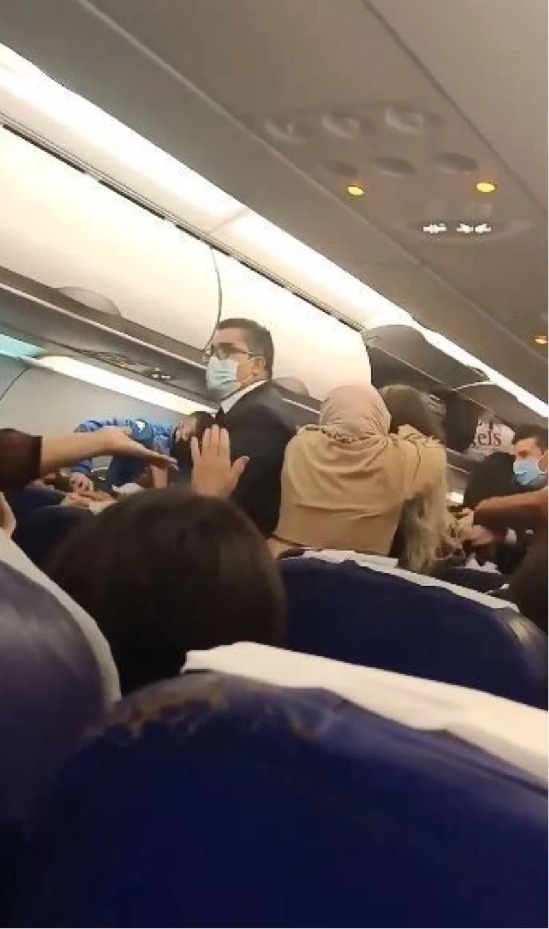 Tunus’ta uçakta çıkan kavga uçuşu 5 saat aksattı
