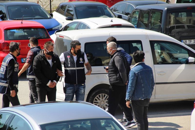 Bodrum’da kavgaya karışan Mustafa Üstündağ ve 4 kişi adliyeye sevk edildi
