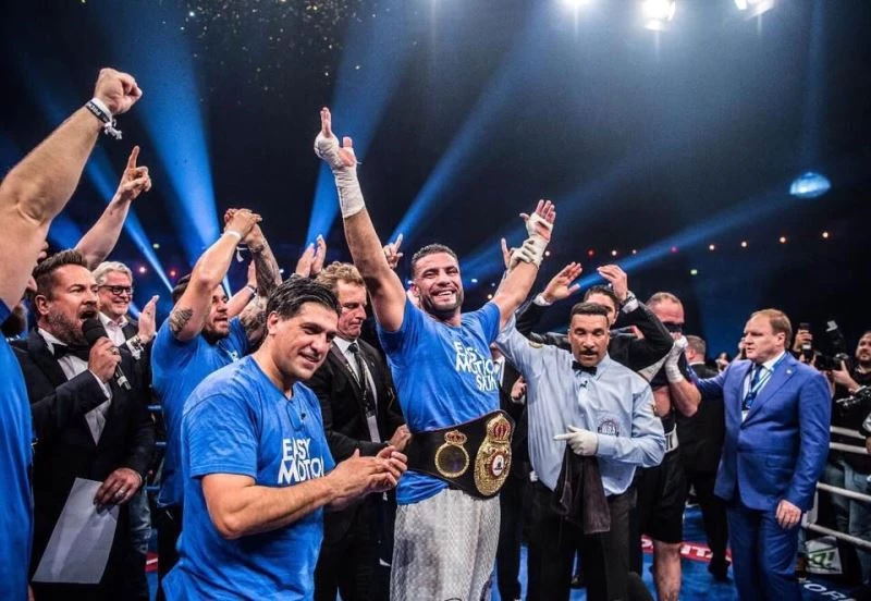 Türkiye sevdalısı dünya şampiyonu Mahmoud Charr, ringe çıkıyor
