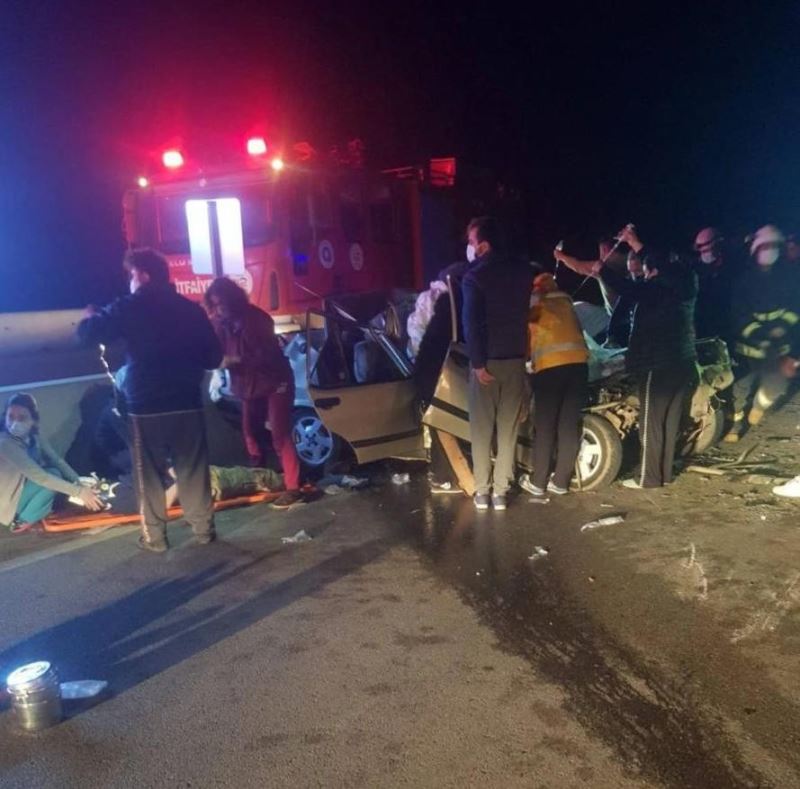 Antalya’da trafik kazası: 2 ölü, 2 ağır yaralı
