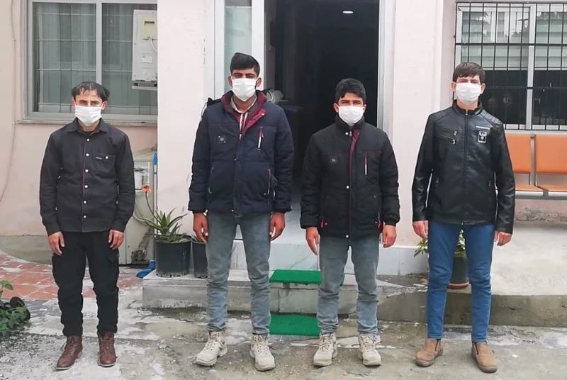 Paraları gasp edilip otobüsten zorla indirilen Afgan mülteciler yakalandı
