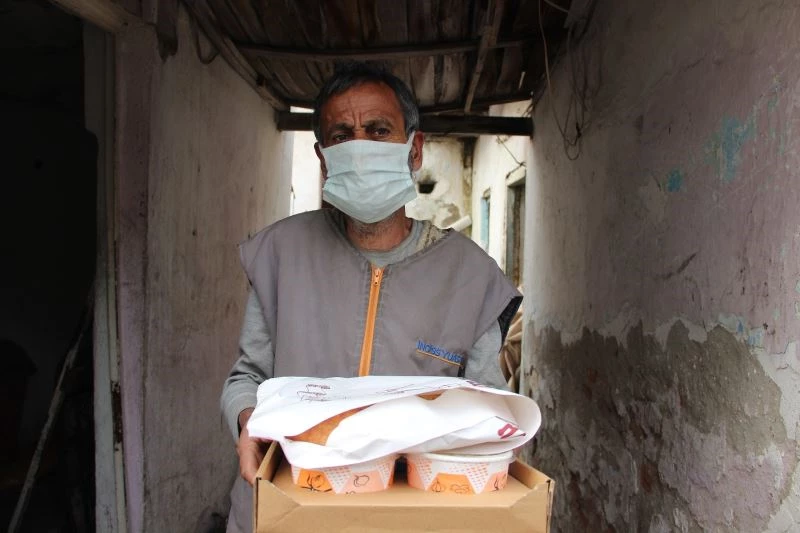 İftar sofraları Yunusemre’yle bereketleniyor
