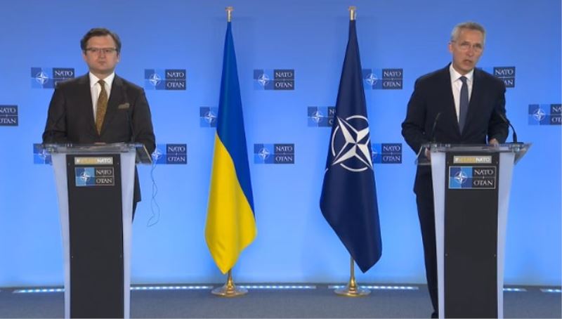 NATO Genel Sekreteri Stoltenberg: “Rusya, Ukrayna ve çevresindeki askeri yığınağı sonlandırmalı”
