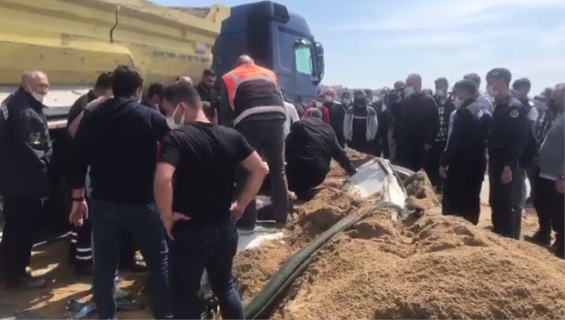 Kumburgaz TEM’de hafriyat kamyonu dehşeti: 1 ölü

