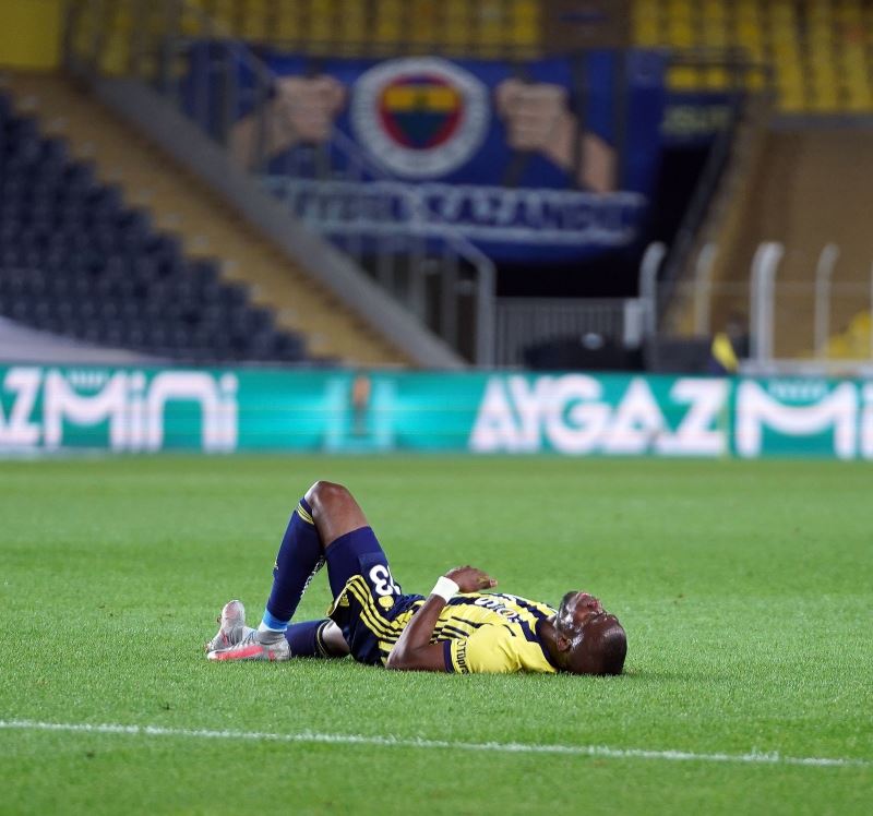 Fenerbahçe’ye Valencia’dan sevindiren haber
