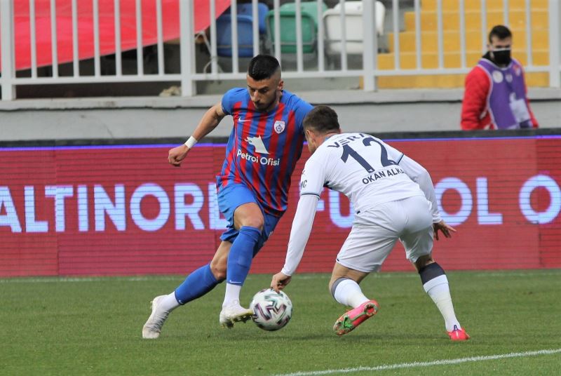 TFF 1. Lig: Altınordu: 0 - Adana Demirspor: 1 (İlk Yarı)