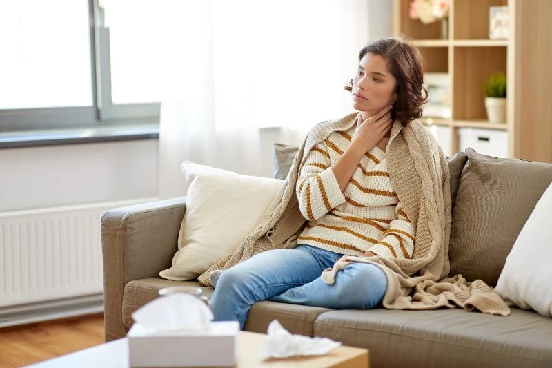 Tiroid nodüllerine karşı düzenli takip uyarısı
