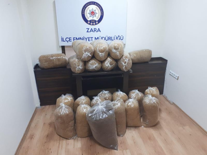 Sivas’ta 135 kilogram kaçak tütün yakalandı
