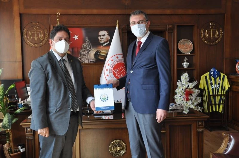 Erzurum Ticaret Borsası, hükümlü yakınlarına ihtiyaç çeki yardımında bulundu
