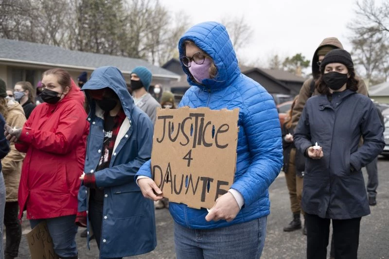 Wright’ın ölümüne neden olan polis memuru, 2. derece cinayetle suçlanıyor
