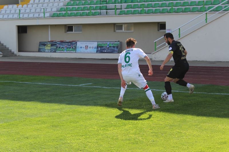 Osmaniyespor, Çarşamba Deplasmanından 3 puanla dönüyor:2-0