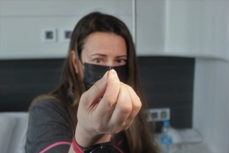 Kokoreç yerken diline iğne batan kadın doktorları da şaşırttı
