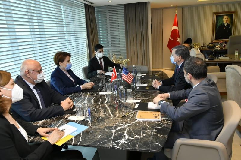 İYİ Parti Genel Başkanı Akşener, ABD Büyükelçisi Satterfield ile görüştü
