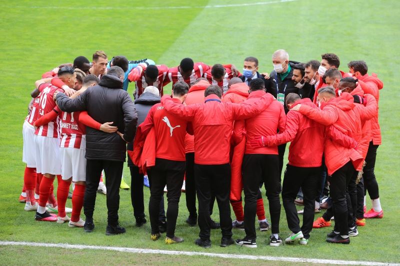 Sivasspor’da Gençlerbirliği maçı öncesi 4 eksik!
