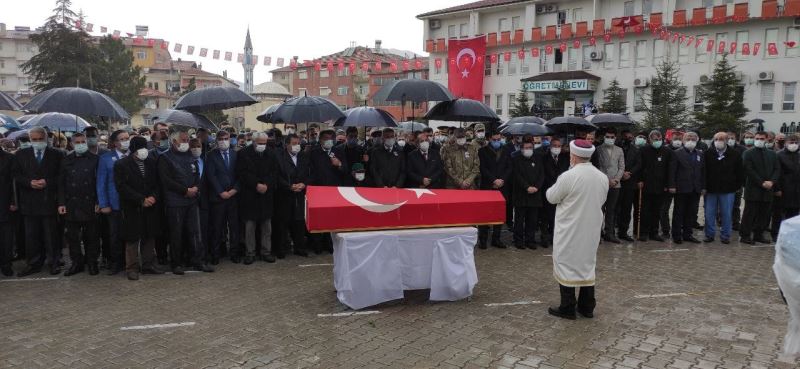 Şehit Uzman Çavuş Kızılay, memleketinde gözyaşları arasında defnedildi
