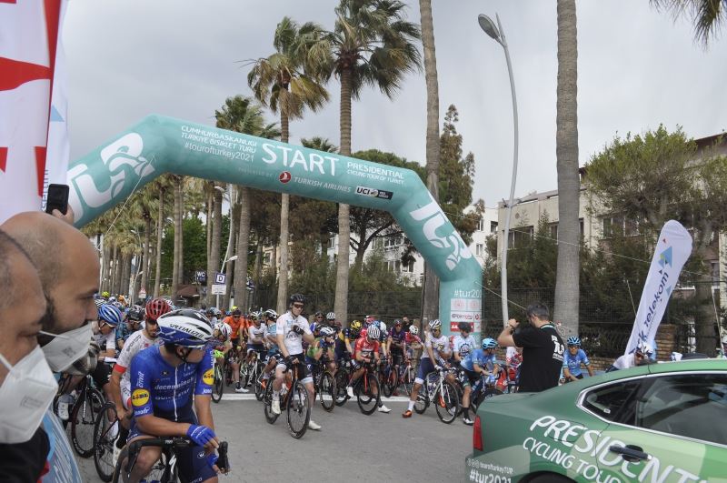 56. Cumhurbaşkanlığı Bisiklet Turu’nun Marmaris - Turgutreis etabı start aldı
