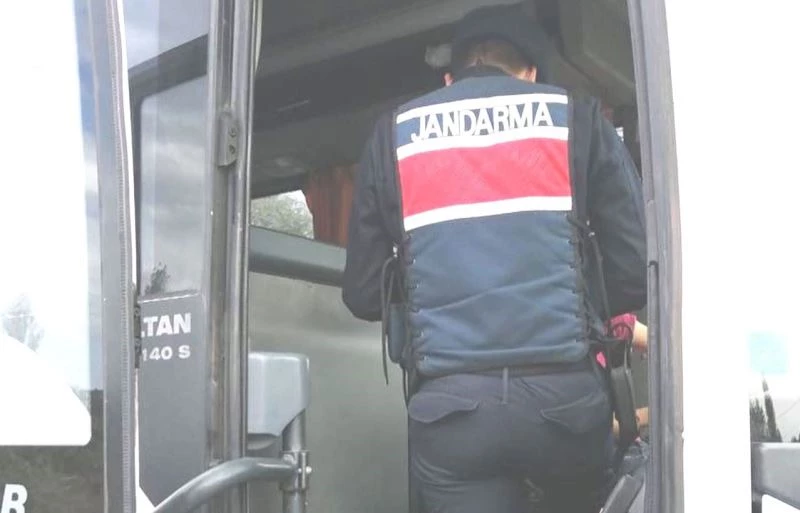 Kütahya’da başkasına ait biletle seyahat etmeye çalışan temaslı yakalandı
