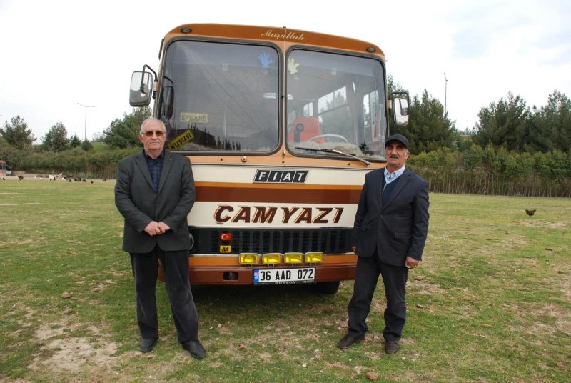 (Özel) Ekmek teknelerini 30 yıl sonra karşılarında gördüler, gözyaşlarını tutamadılar
