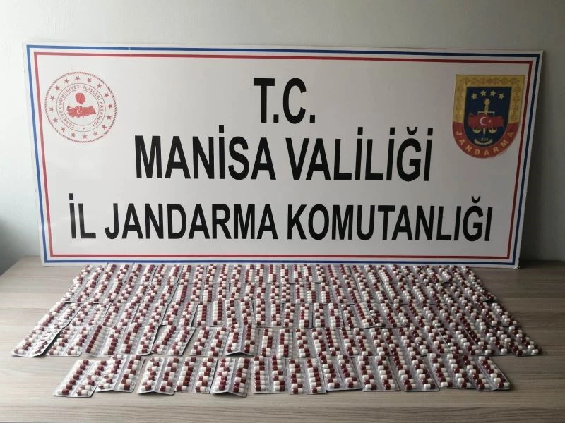 Seyyar manav aracıyla uyuşturucu taşıyan kişi yakalandı
