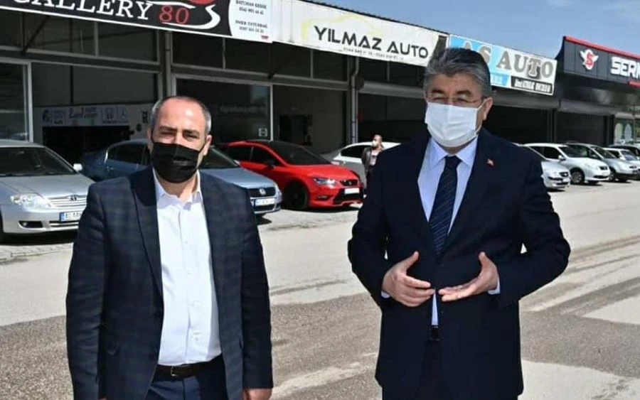 Vali Yılmaz, Osmaniye Galericiler Sitesi