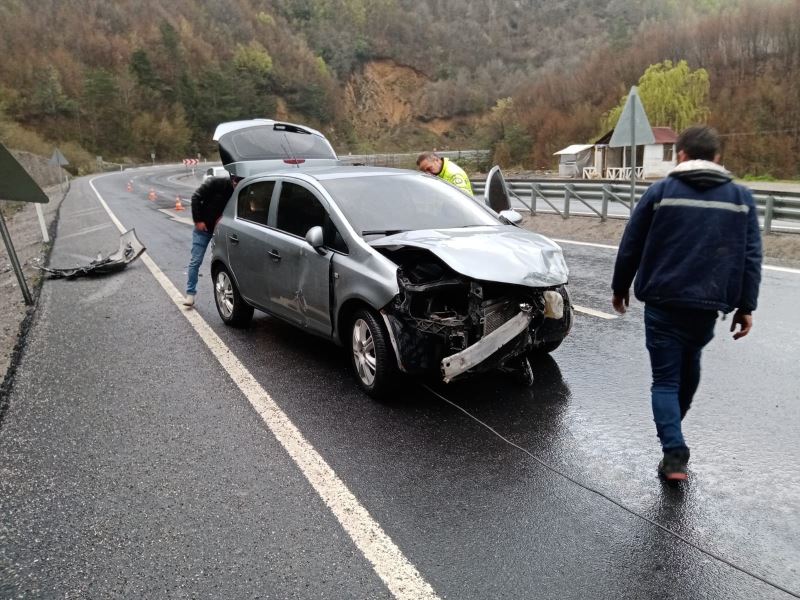 Kozlu’da trafik kazası:2 yaralı
