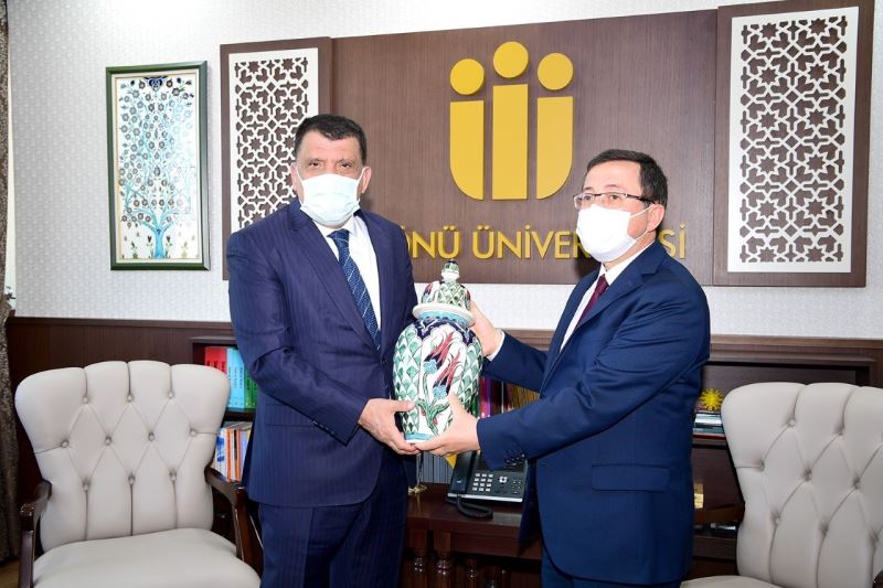 Başkan Gürkan, Rektör Kızılay’ı ziyaret etti

