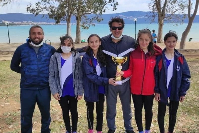 Salihlili atletler final biletini kaptı
