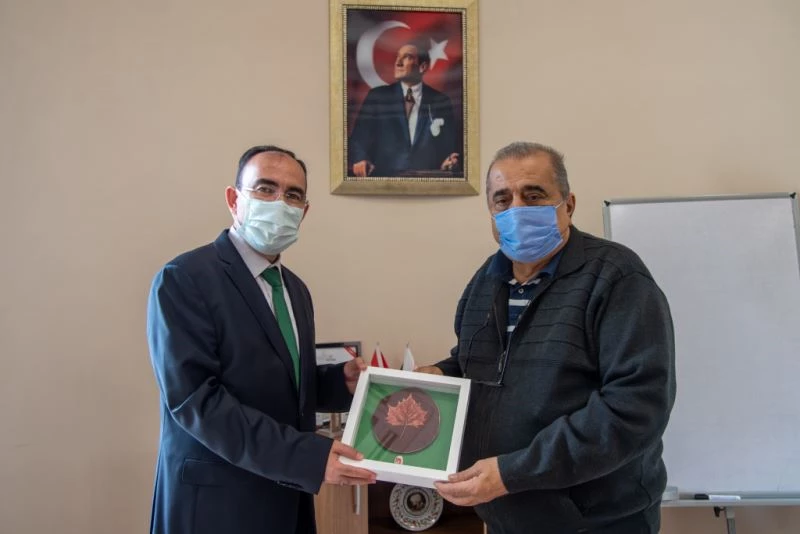 Rektör Beydemir’den İl Özel İdaresi Genel Sekreteri Bayrakçı’ya ziyaret
