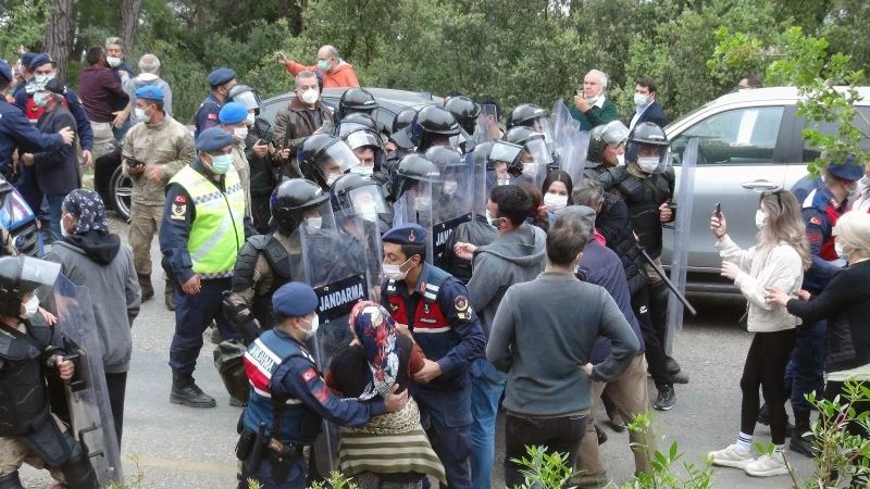 Muğla’da imara aykırı binaların yıkımında gerginlik
