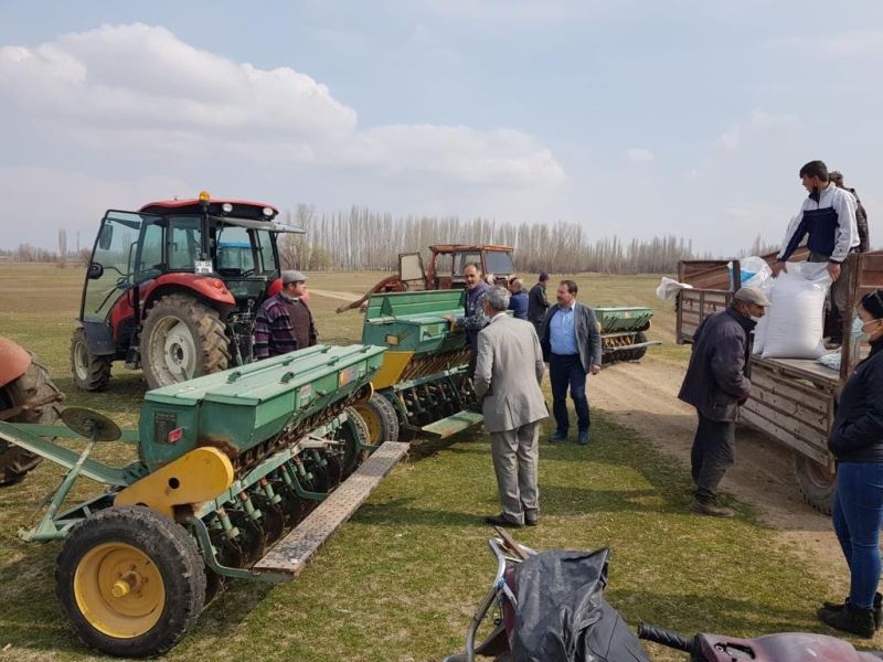 Alpu’nun Bahçecik mahallesinde mera ıslah çalışması başladı
