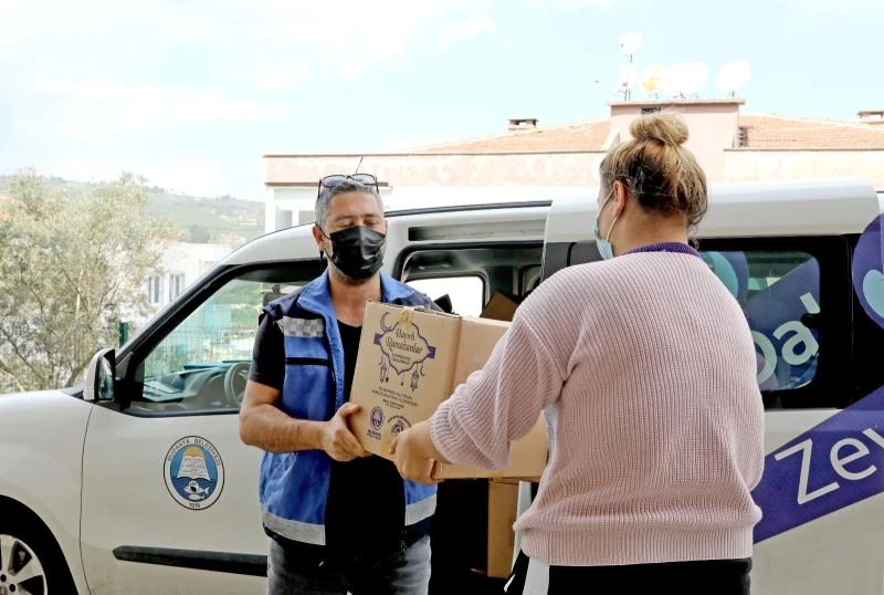 Mudanya’da ramazan paketleri ihtiyaç sahiplerine ulaşıyor
