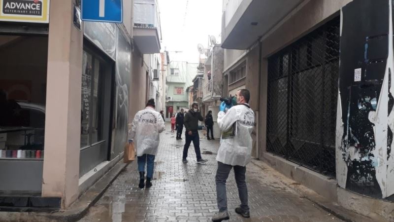 İzmir’de silahlı yaralamayla ilgili 2 şüpheli yakalandı
